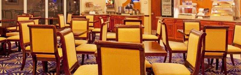 Holiday Inn Express Hotel & Suites Brooksville-I-75 By Ihg Ridge Manor Exterior foto