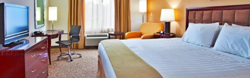 Holiday Inn Express Hotel & Suites Brooksville-I-75 By Ihg Ridge Manor Exterior foto