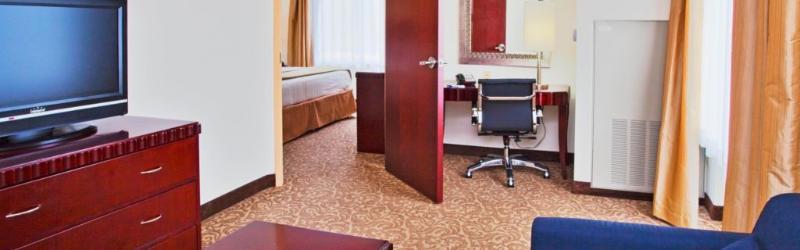 Holiday Inn Express Hotel & Suites Brooksville-I-75 By Ihg Ridge Manor Exterior foto